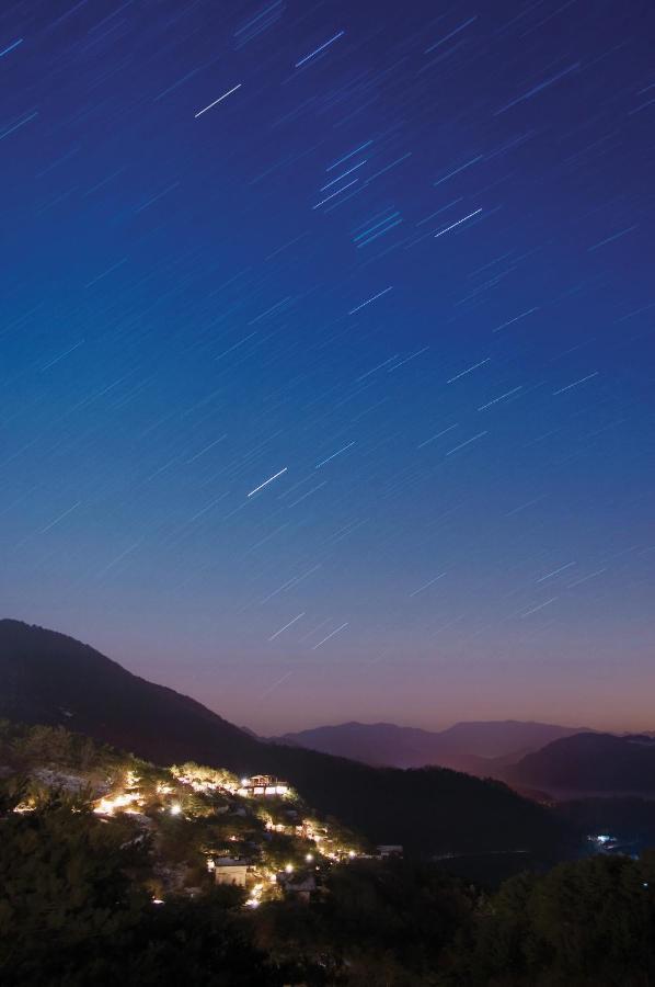 Club Es Jecheon Resort Chech'ŏn Eksteriør billede